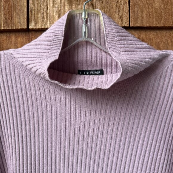 EUC Eileen Fisher Lavender Funnel Neck Long Sleeve Sweater in Women's Medium - Picture 2 of 7